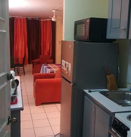 Comfortable Suite 1 Kingston Extérieur photo